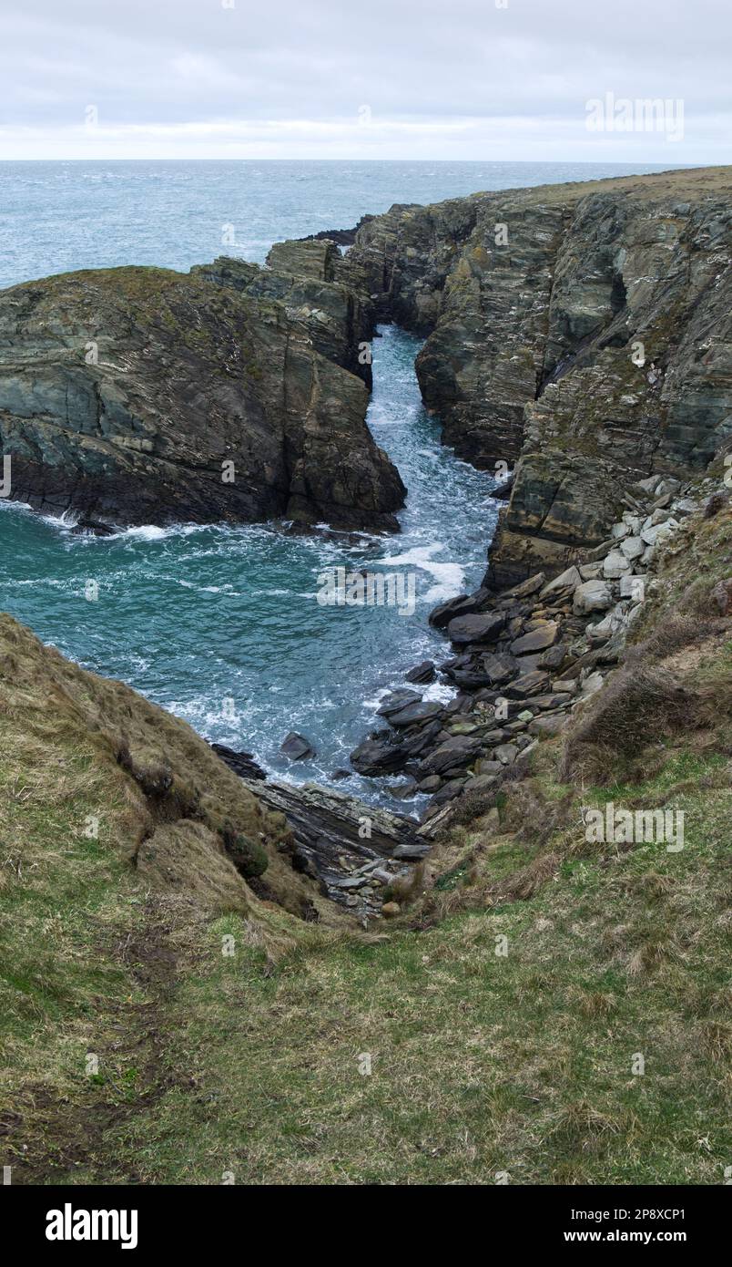 Bilder vom Wales Coast Path, South Stack Leuchtturm, Holyhead Mountain auf Holy Island, Nordwales Stockfoto