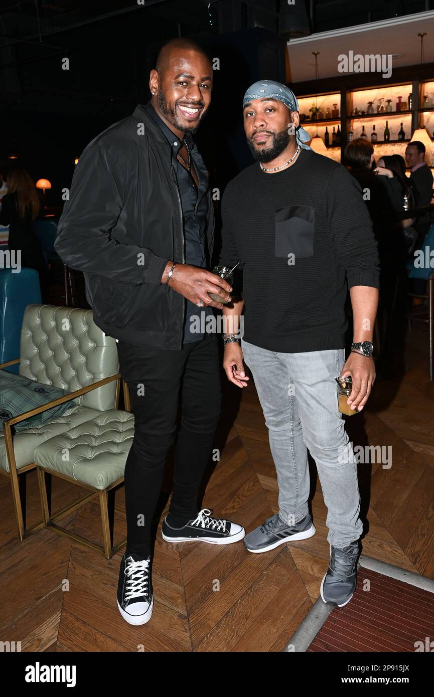 London, Großbritannien. 9. März 2023 Ben Ofoedu und MN8 Singer Kule T besuchen The Reality Lifestyle, Influencer trifft sich auf den All Star Lanes - White City Bowling, Drinks & Canapes for Paramount Pictures bringt die Vorführung von Scream Vili/Picture Capital/Alamy Live NewsCredit:Siehe Li/Picture Capital/Alamy Live NewsCredit:Siehe Li/Picture Capital/Alamy Live News Stockfoto