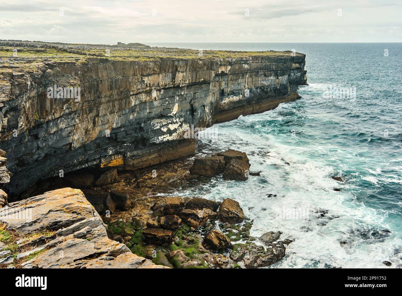 Blick auf die klippe von inishmore Stockfoto