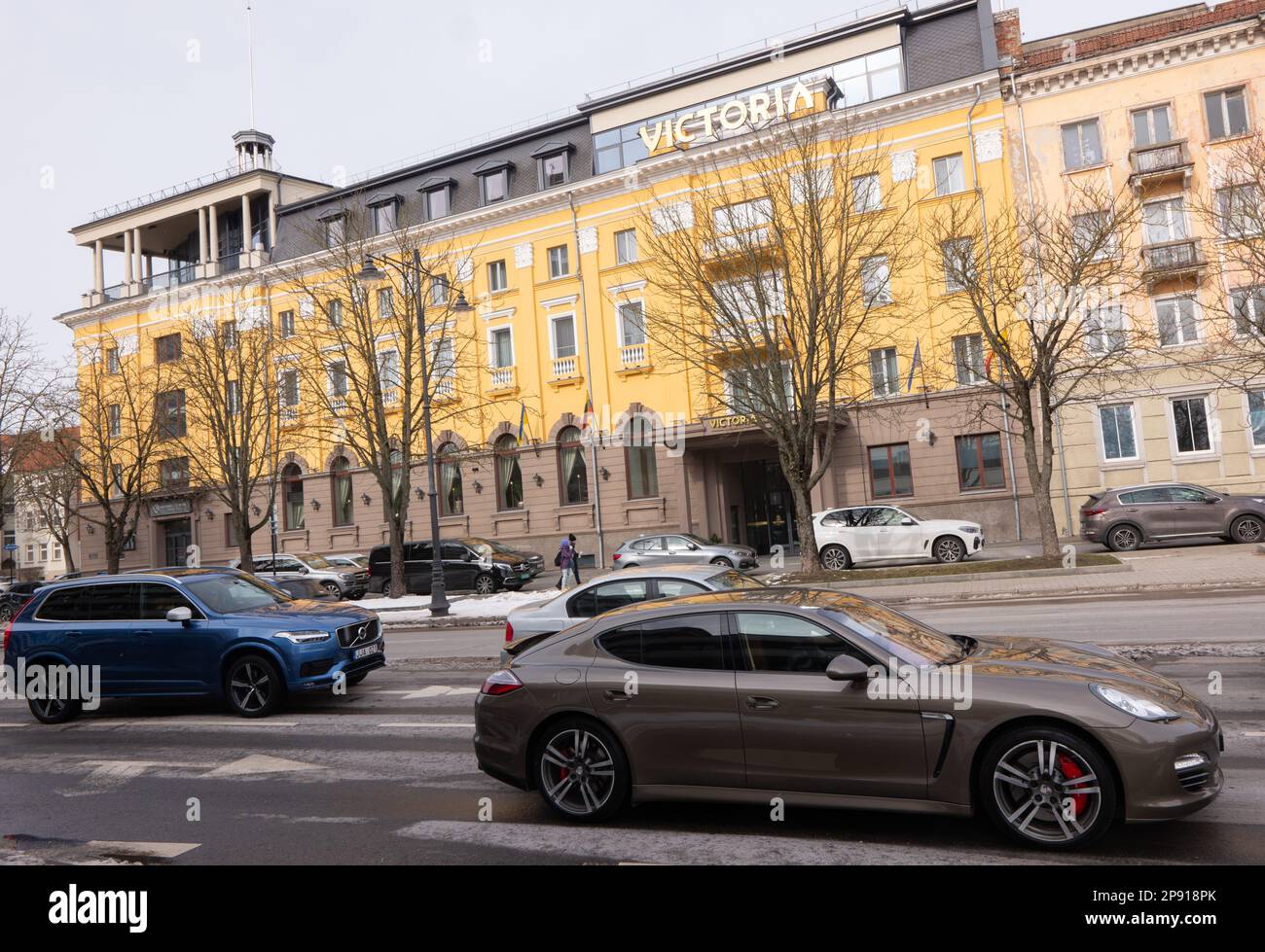 Victoria Hotel. Die Stadt Klaipeda, Hafenstadt in Litauen. Bietet jährlich eine Sea Fiesta an, die Touristen in die Region zieht. Stockfoto