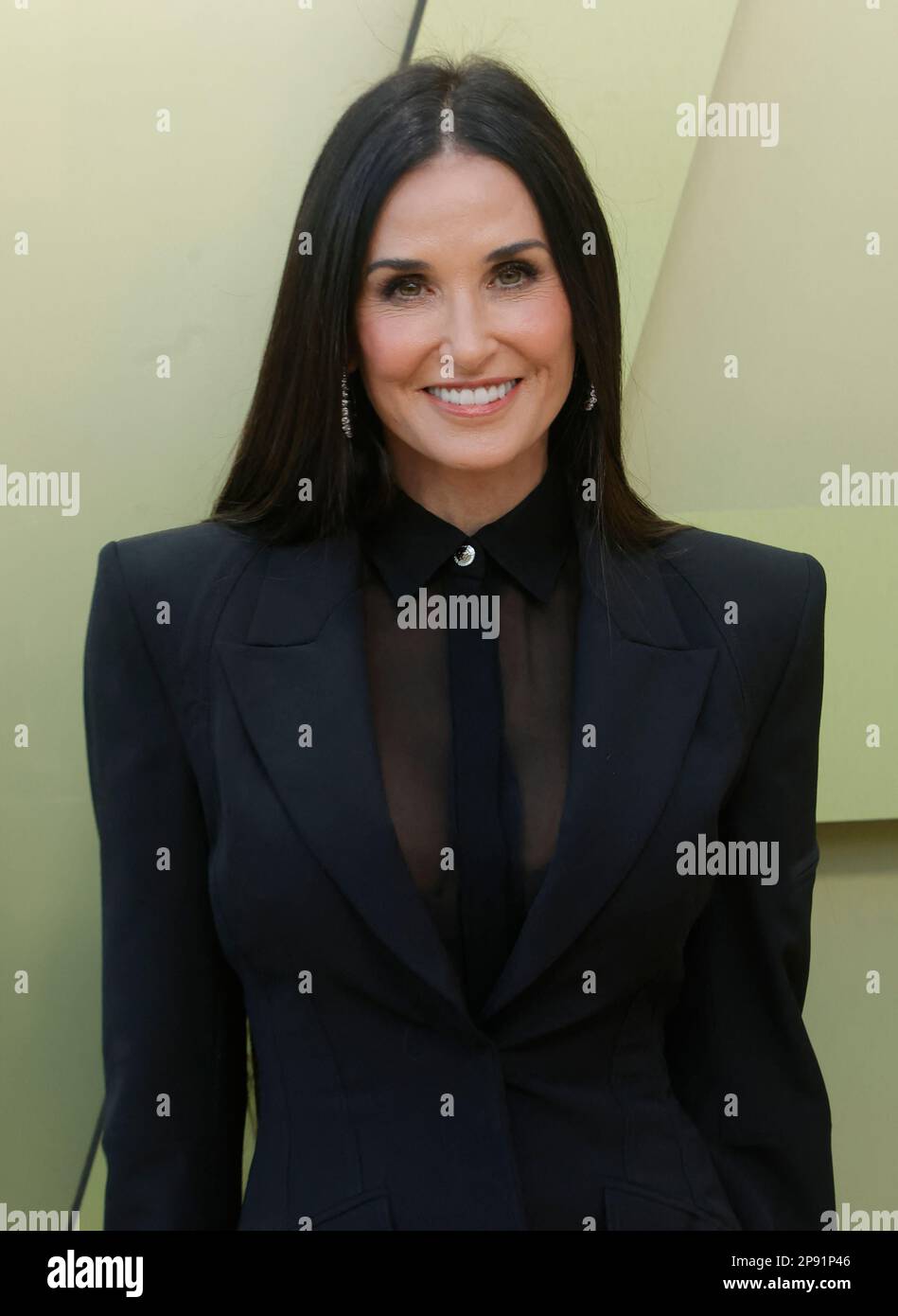 Demi Moore nimmt an der Versace FW23 Show Teil, die am Donnerstag, den 9. März, im Pacific Design Center in West Hollywood, Los Angeles, CA, UA stattfindet. 2023. Foto: Fati Sadou/ABACAPRESS.COM Stockfoto