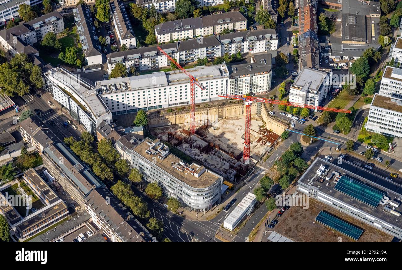 Luftaufnahme, Baustelle in der Mercedesstraße mit neuem Büro- und Wohnkomplex im Düsseltal-Bezirk Düsseldorf, Rheinland, Nordrhein-W. Stockfoto