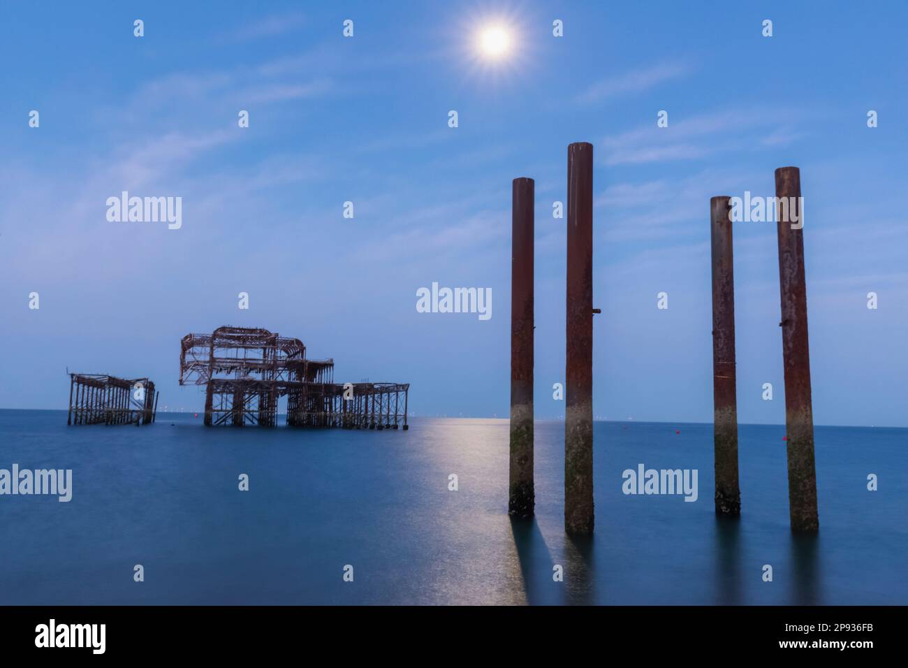 England, East Sussex, Brighton, Ruinen des Old West Pier Stockfoto