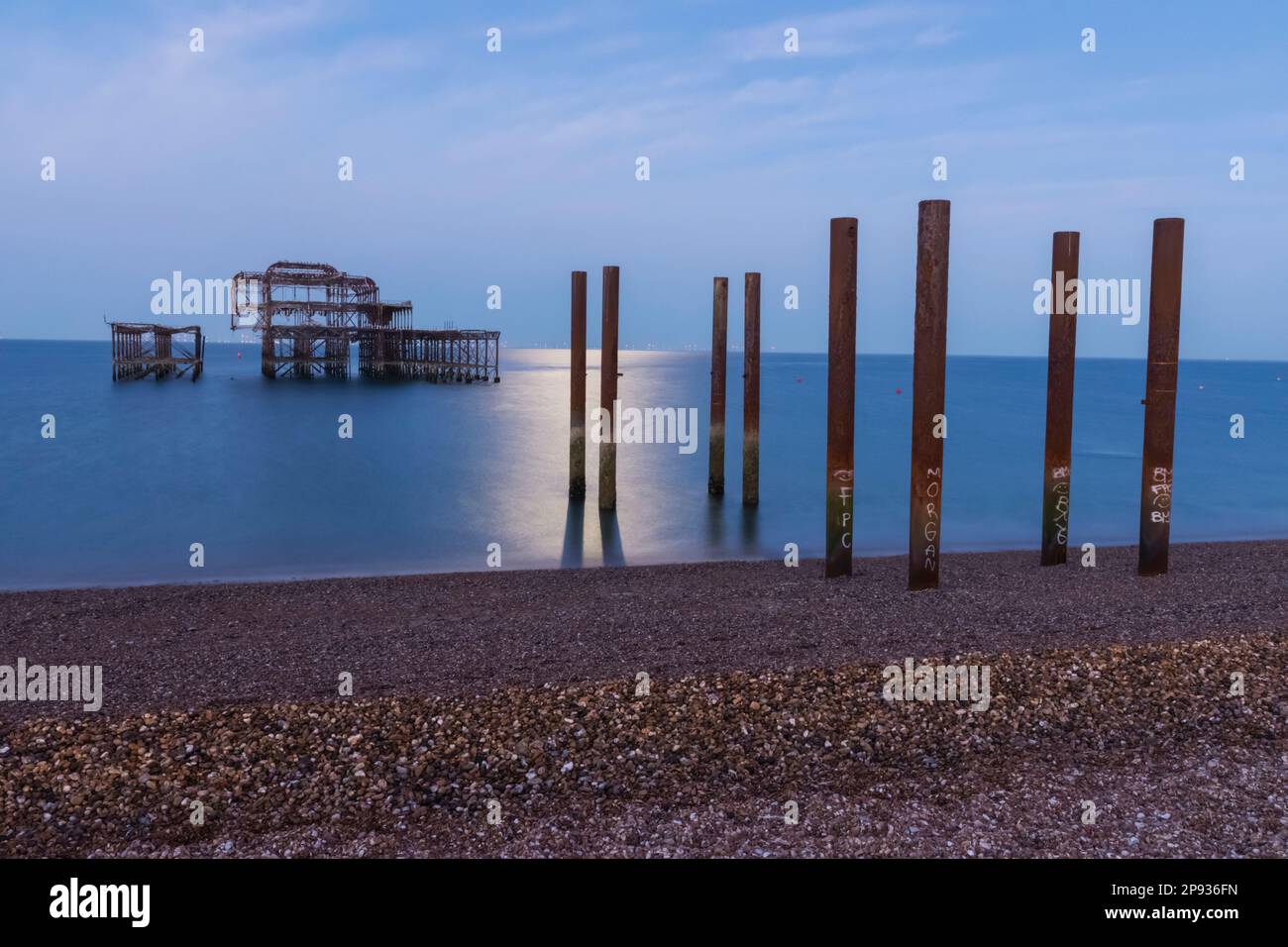 England, East Sussex, Brighton, Ruinen des Old West Pier Stockfoto