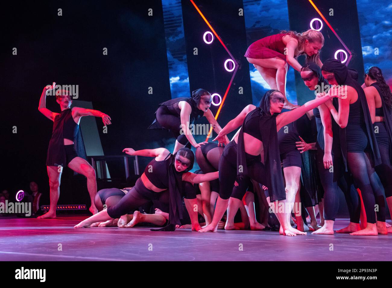 London, Großbritannien. , . Move IT 2023 das weltweit größte Tanzevent im Excel Centre London UK die Big ACT Academy of Theatre Arts Credit: Ian Davidson/Alamy Live News Stockfoto