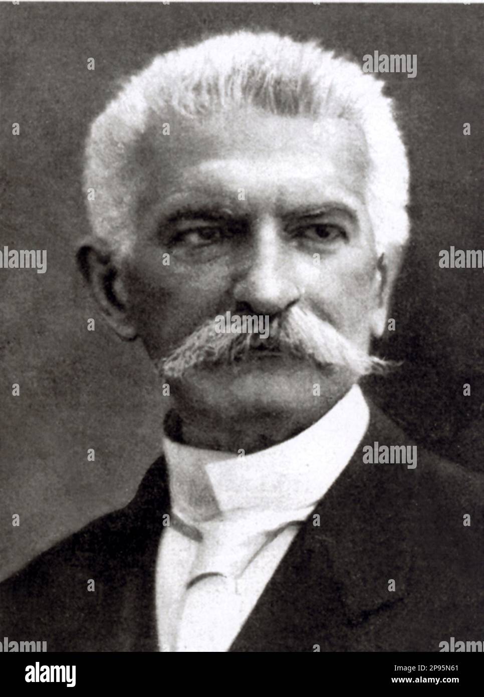 1919 c, ITALIEN : der italienische Politiker barone SIDNEY SONNINO ( 1847 - 1922 ) , Ministro degli Esteri . - POLITICA - POLITIC - Unita' d' Italia - Risorgimento - foto storiche - foto storica - Portrait - ritratto - Baffi - Schnurrbart - Krawatte - Cravatta - nobili italiani - italienischer Adel - nobiltà italiana ---- Archivio GBB Stockfoto