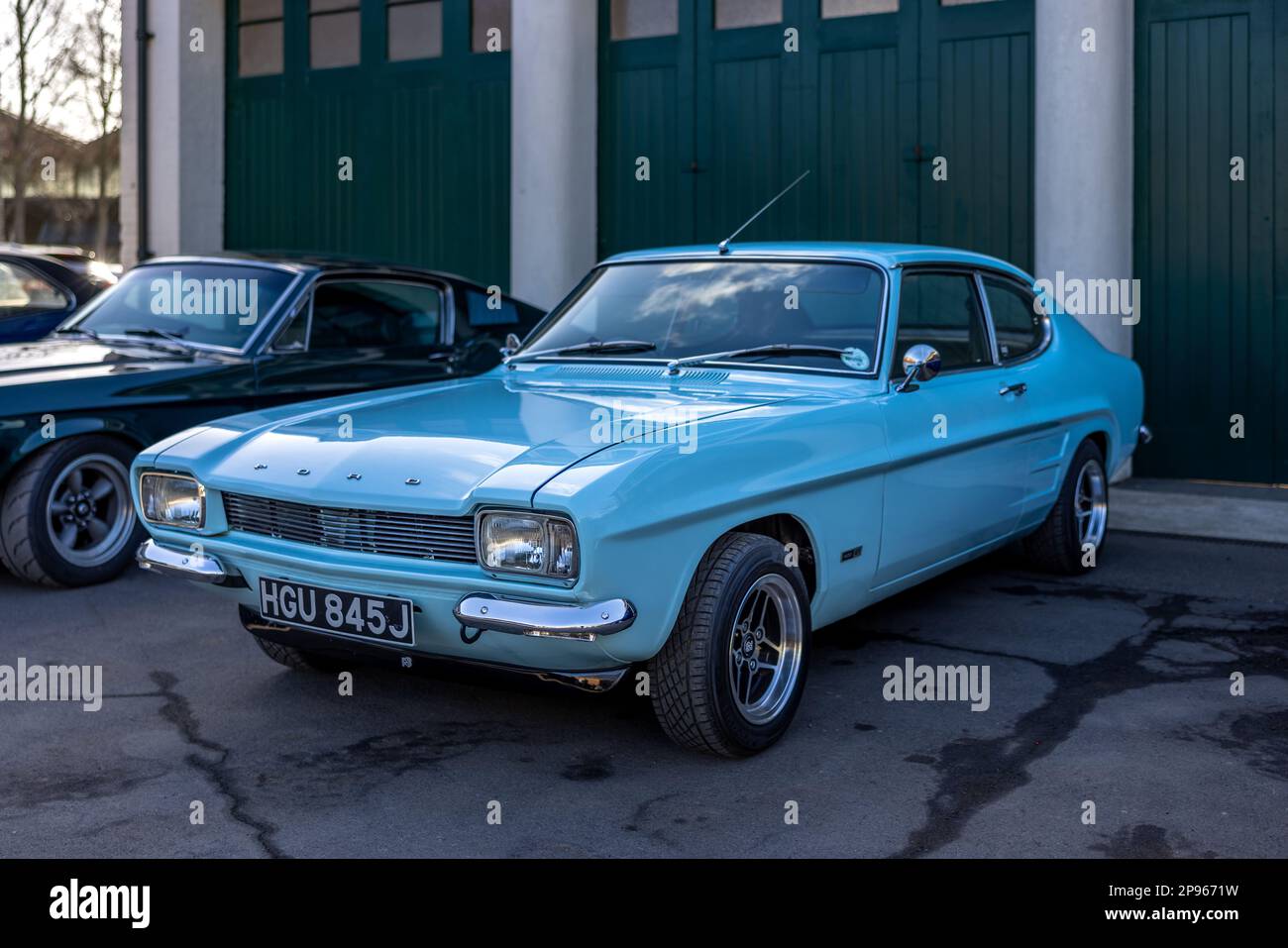 1971 Ford Capri 1600 GT, ausgestellt auf der Ford-Versammlung am 26. Februar 2023 im Bicester Heritage Centre. Stockfoto