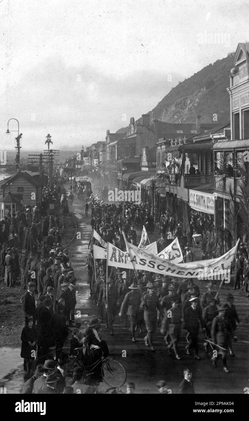 Armistice Day Parade am Ende des Ersten Weltkriegs, Greymouth, Westland, Neuseeland, 1918 Stockfoto