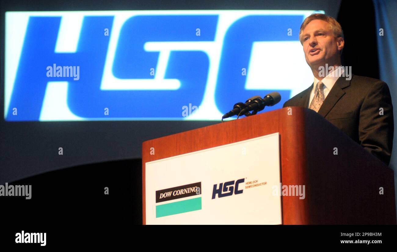 Rick Doornbos, president and CEO of Hemlock Semiconductor Corporation