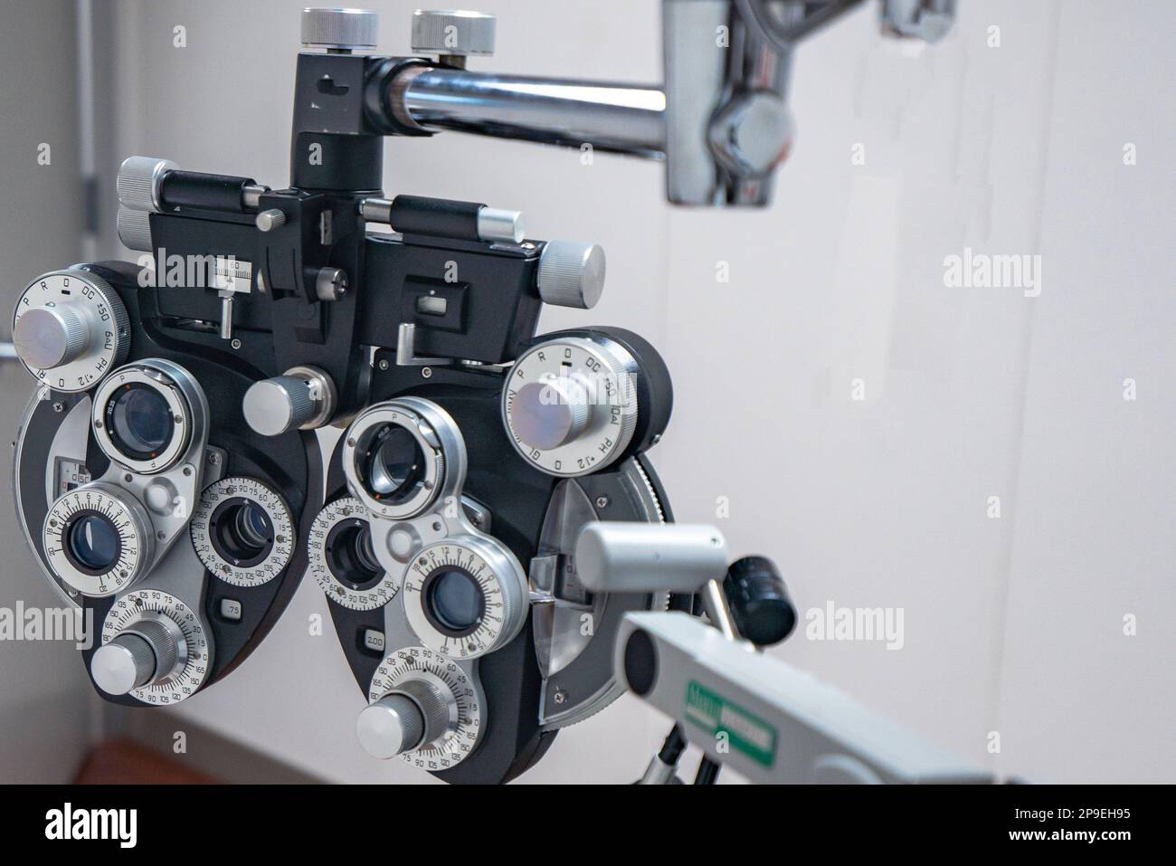 Foto eines optischen Instruments mit Kopierraum Stockfoto