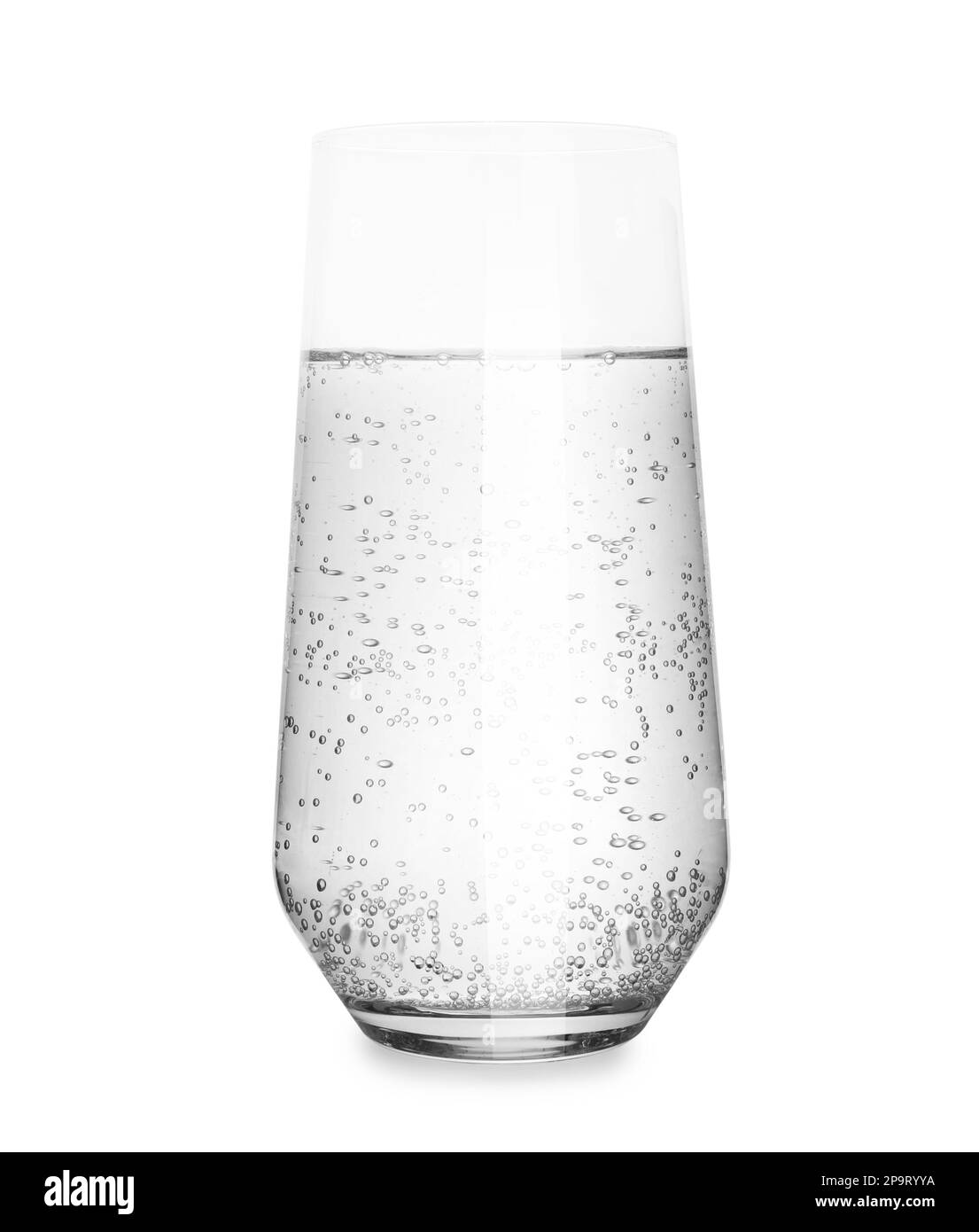 Ein Glas Sodawasser, isoliert auf weiß Stockfoto