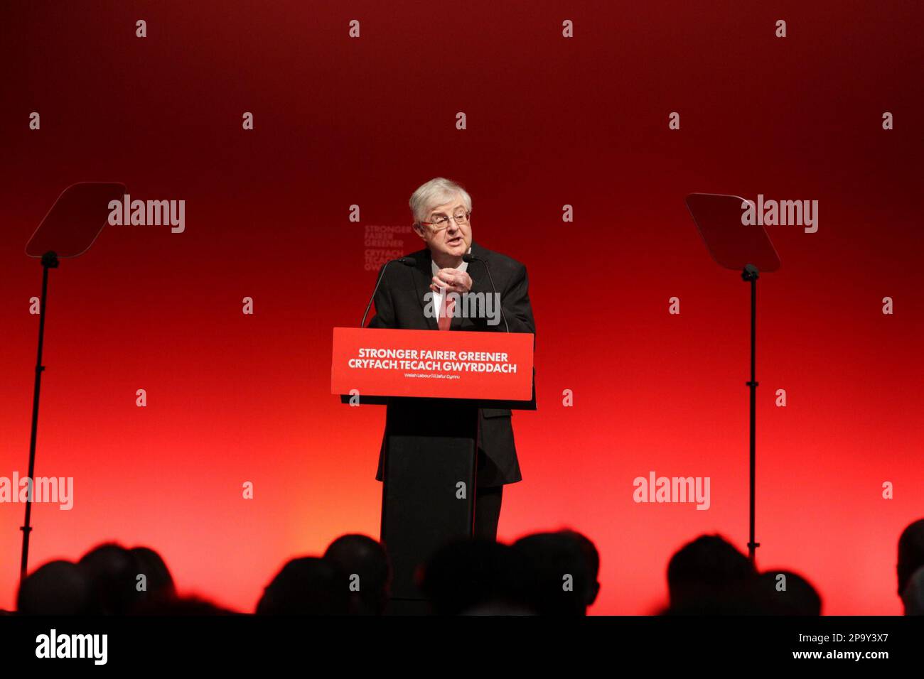 Mark Drakeford MS, erster Minister von Wales, hält seine letzte Rede als Vorsitzender der Welsh Labour Conference, Veranstaltungsort Cymru, Llandudno, Wales am 11. März 2023 Stockfoto