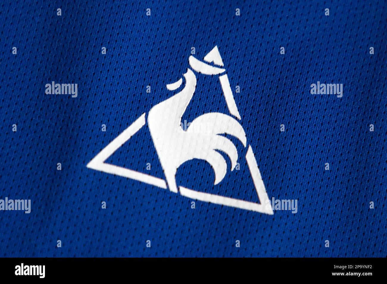 Le Coq Sportif Logo auf einem Everton Fußballtrikot Stockfoto