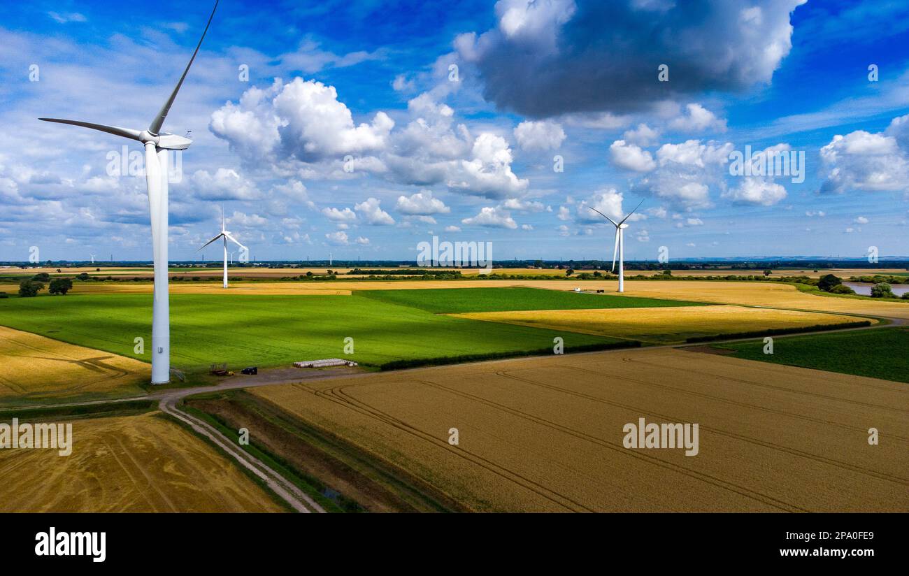 Britische Windfarmen an Land Stockfoto