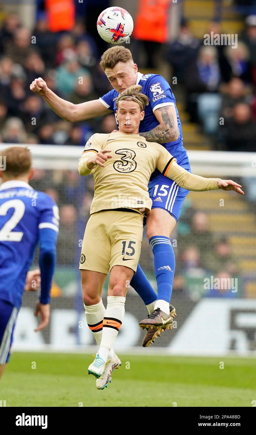 Leicester, Großbritannien. 11. März 2023. Harry Souttar aus Leicester City (R) wird von Mykhailo Mudryk aus Chelsea beim Premier League-Spiel im King Power Stadium in Leicester herausgefordert. Der Bildausdruck sollte lauten: Andrew Yates/Sportimage Credit: Sportimage/Alamy Live News Stockfoto