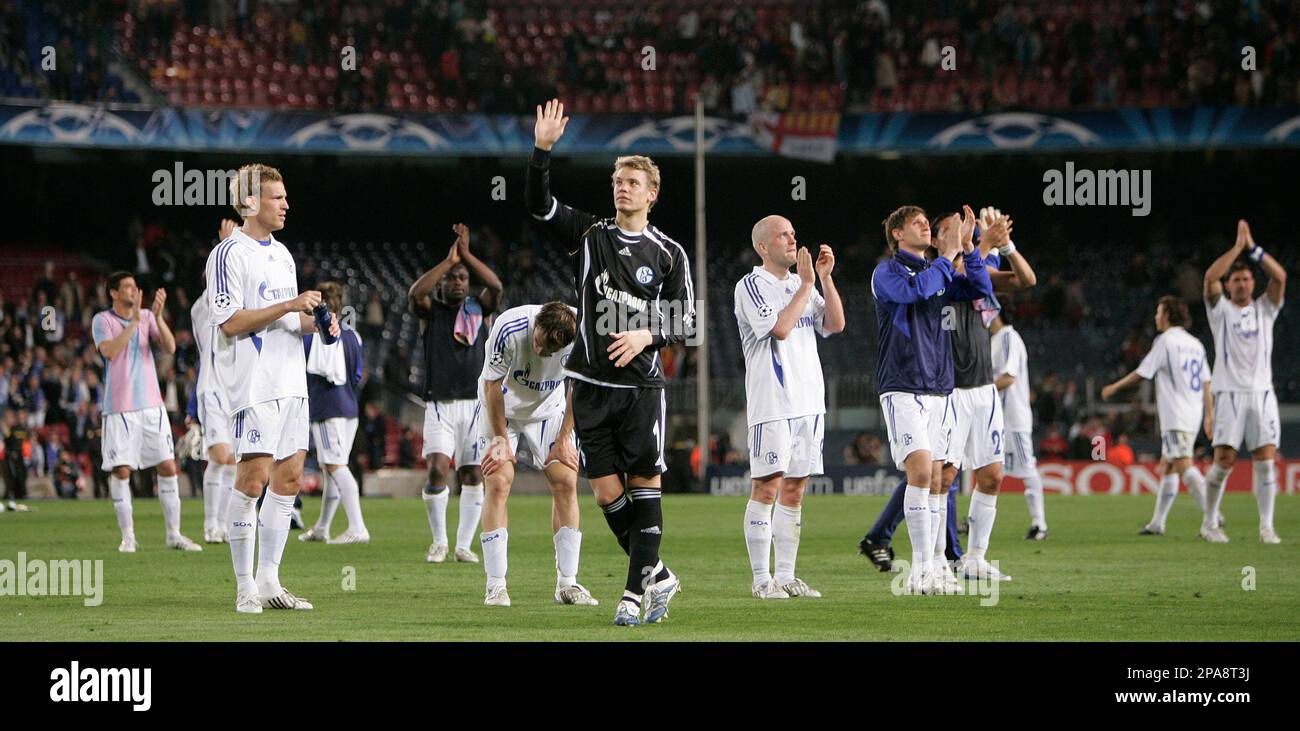 schalke-s-keeper-manuel-neuer-center-reacts-to-supporters-on-a-last