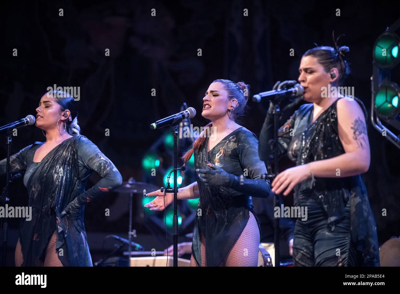 Tanxugueiras tritt am 10. März 2023 in Palau de la Música, Barcelona auf. Fotograf: Ale Espaliat Stockfoto