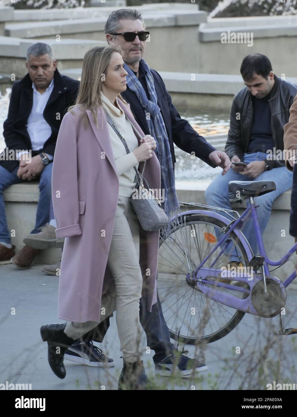 Mailand, Italien. 12. März 2023. Daniele Massaro und seine Frau Carla auf den Straßen von Mailand Credit: Independent Photo Agency/Alamy Live News Stockfoto