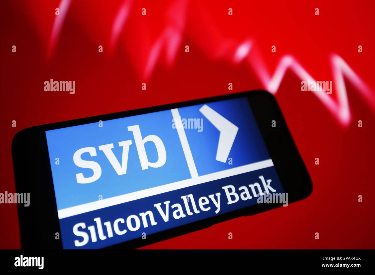 Ukraine. 11. März 2023. In dieser Abbildung ist das Silicon Valley Bank (SVB) Logo auf einem Smartphone-Bildschirm zu sehen. Kredit: SOPA Images Limited/Alamy Live News Stockfoto