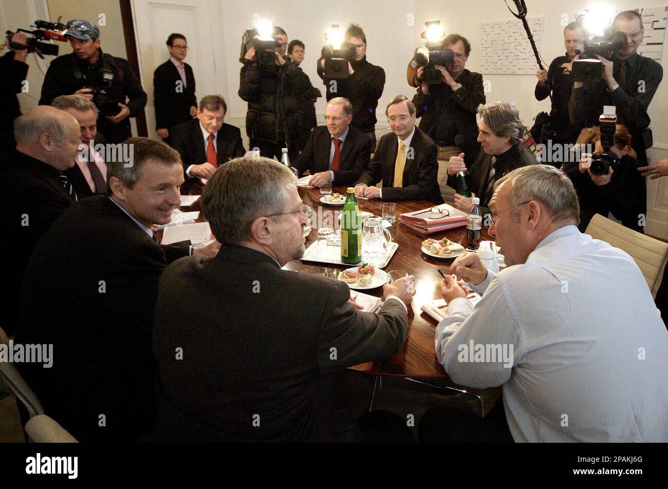 Mitglieder der Bundesregierung unter Leitung von Bundeskanzler Alfred