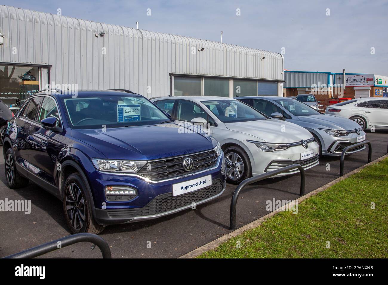 2020 Blue Volkswagen T-Roc United TSI EVO S-A, 1,5 TSI EVO 150 DSG 2WD Auto Start/Stop; preislich günstige VW Volkswagen Cars, zum Verkauf in Corkhills, Southport, Vereinigtes Königreich Stockfoto