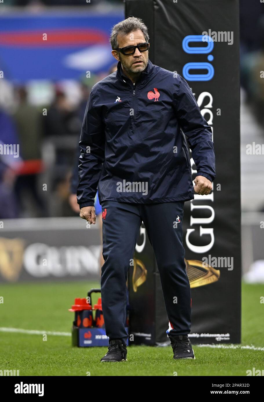 Twickenham, Vereinigtes Königreich. 11. März 2023. England gegen Frankreich, Guinness 6 Nationen. Twickenham-Stadion. Twickenham. Fabien Galthié (französischer Cheftrainer) vor dem Rugby-Spiel England gegen Frankreich in den Guinness 6 Nations. Kredit: Sport In Pictures/Alamy Live News Stockfoto