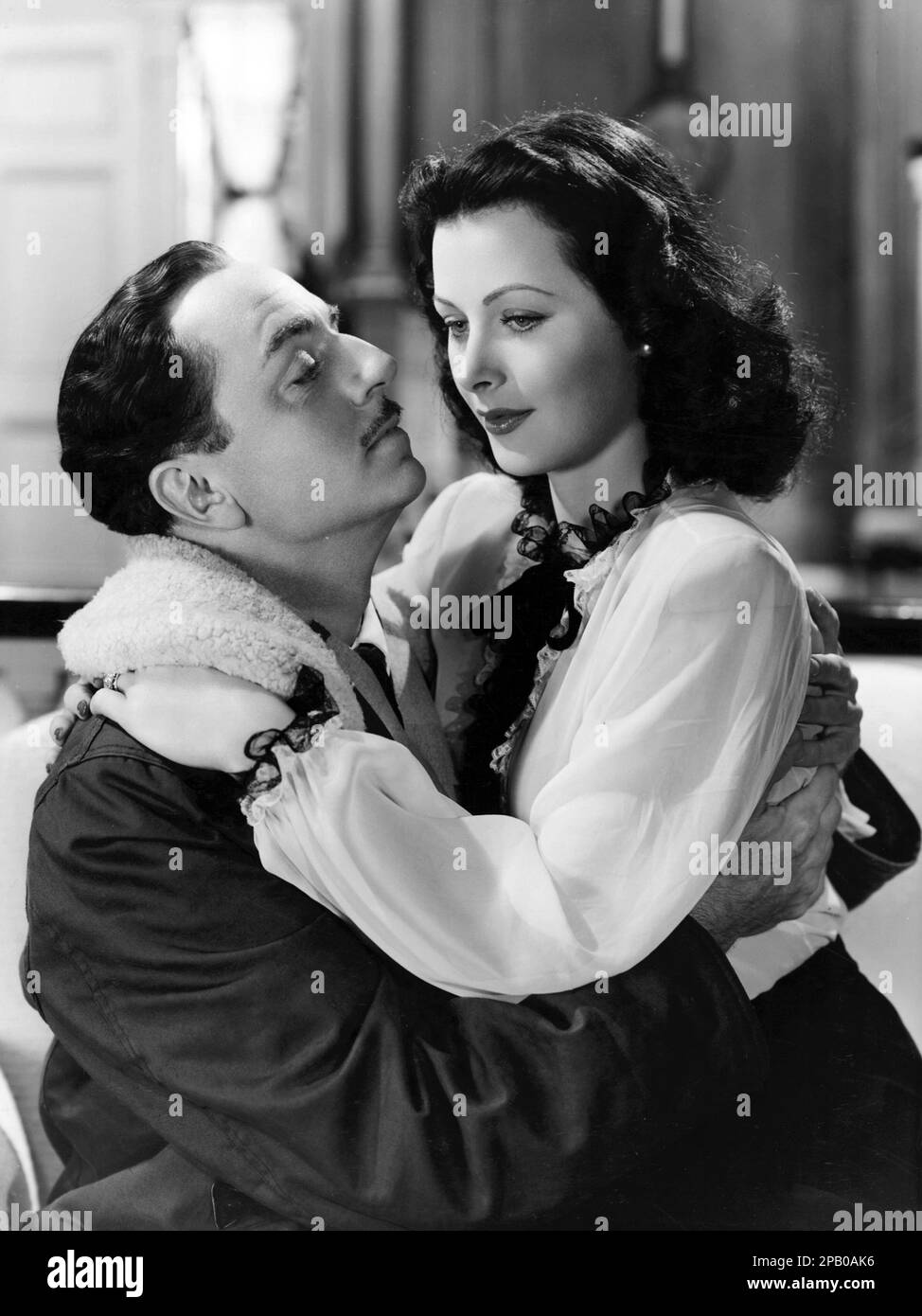 Hedy Lamarr und William Powell in „The Heavenly Body“ Werbefoto (MGM, 1943) Stockfoto