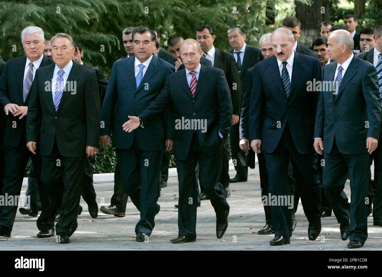 Moldovan President Vladimir Voronin, Kazakhstan's President Nursultan ...