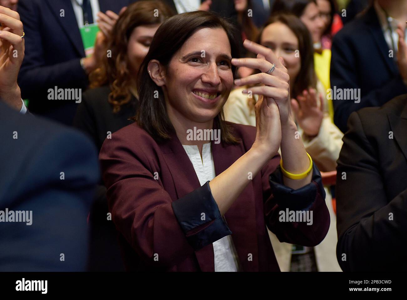 Elly Schlein nimmt am 12. März 2023 an der Nationalversammlung der Demokratischen Partei (PD) in Rom Teil. Kredit: Vincenzo Nuzzolese/Alamy Live News Stockfoto