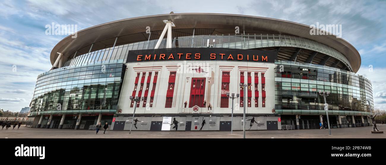 Im Emirates Stadium befindet sich der Premiership Team Arsenal Football Club in Holloway, Islington, London. Bekannt als „die Gunners“, Arsenal reloc Stockfoto