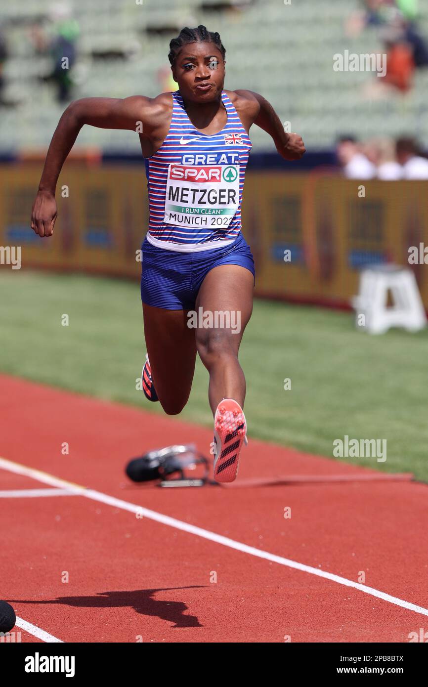 Naomi METZGER im Triple Jump bei der europäischen Leichtathletik-Meisterschaft 2022 Stockfoto