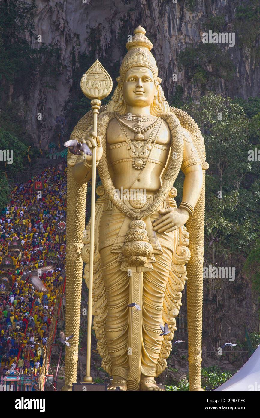 Malaysia, Kuala Lumpur, Batu-Höhlen, Thaipusam Hindu-Festival, Lord-Murugan-Statue, Stockfoto
