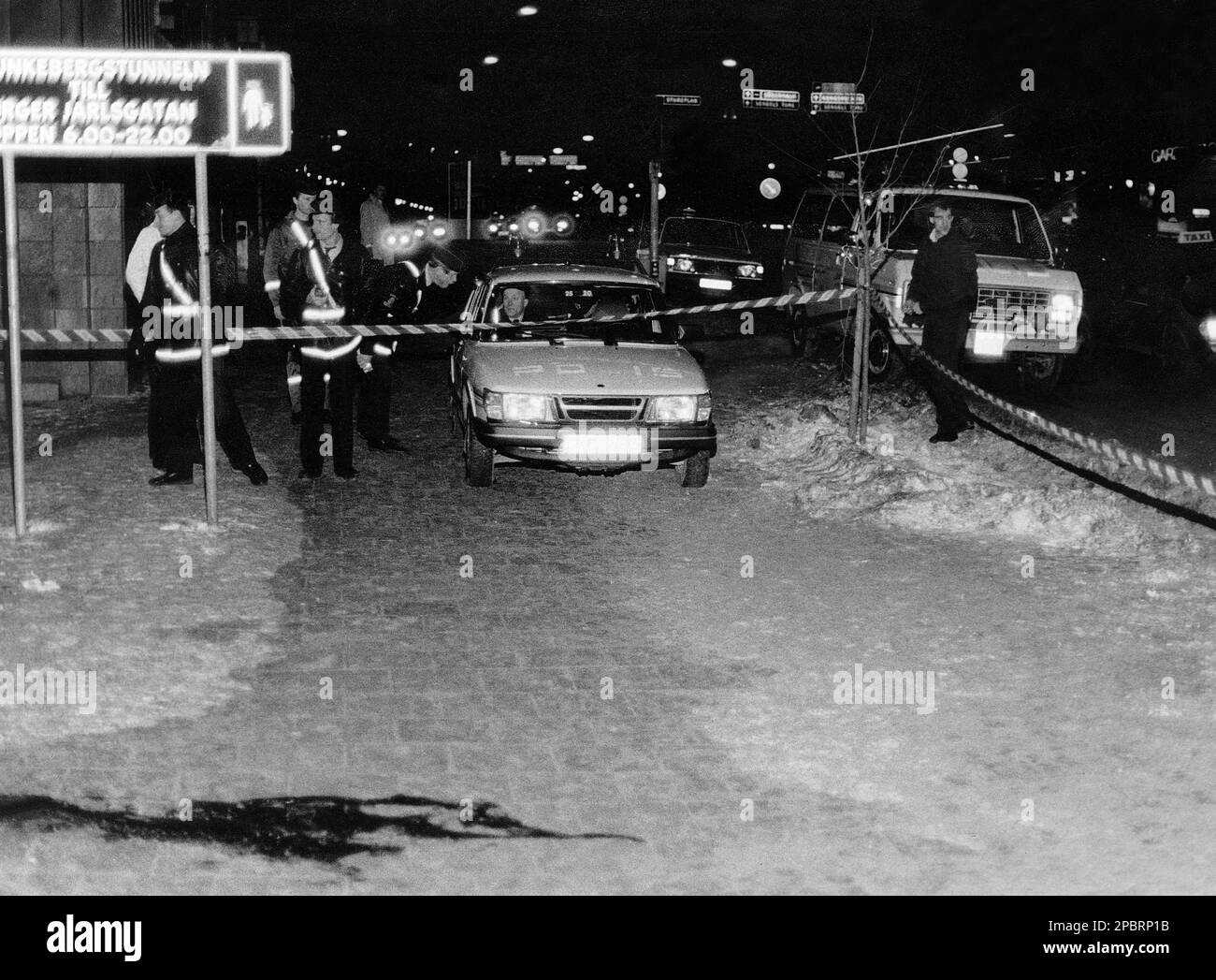 Tatort mord polizei foto Schwarzweiß-Stockfotos und -bilder - Alamy
