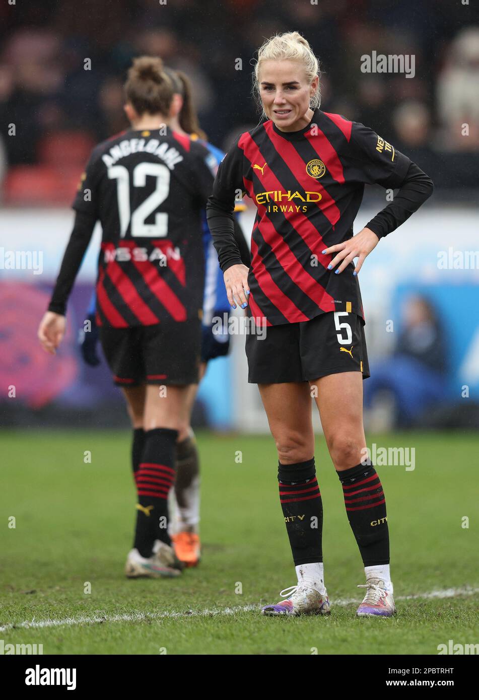 Crawley, Großbritannien. 12. März 2023. Alex Greenwood von man City während des FA Women's Super League-Spiels zwischen Brighton & Hove Albion und Manchester City im Broadfield Stadium. Kredit: James Boardman/Alamy Live News Stockfoto