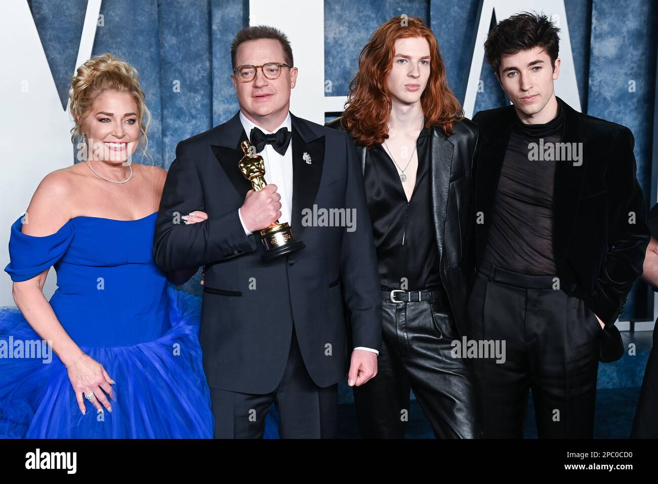 Los Angeles, USA. 13. März 2023 Jeanne Moore, Brendan Fraser, Leland Fraser und Holden Fraser Ankunft auf der Vanity Fair Oscar Party 2023, Wallis Annenberg Center for the Performing Arts, Los Angeles. Kredit: Doug Peters/EMPICS/Alamy Live News Stockfoto