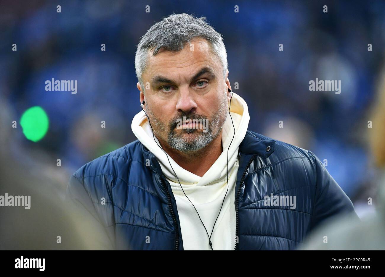 Bundesliga, Veltins Arena, FC Schalke 04 gegen Borussia Dortmund; Headcoach Thomas Reis (S04) Stockfoto