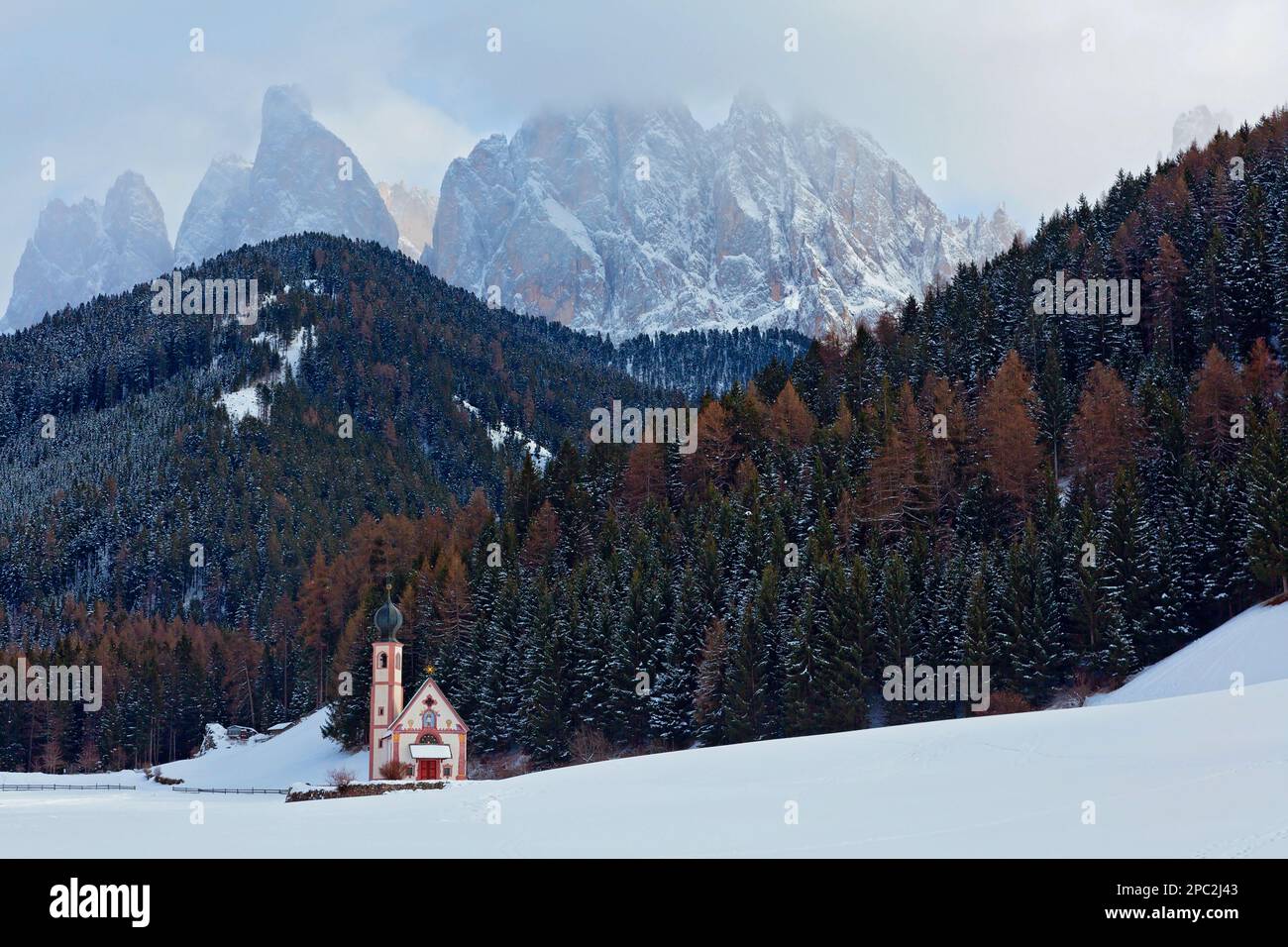 Dorf Santa Maddalena, Val di Funes, Dolomiten, Italien Stockfoto