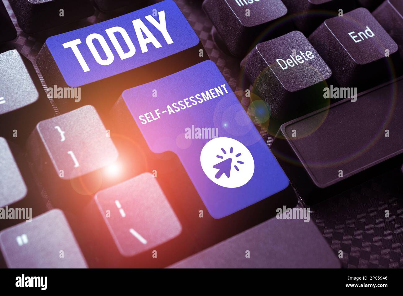 Schreiben mit Anzeige von Text Selbstbewertung. Konzeptfoto Stolz und Selbstvertrauen stehen für sich Stockfoto