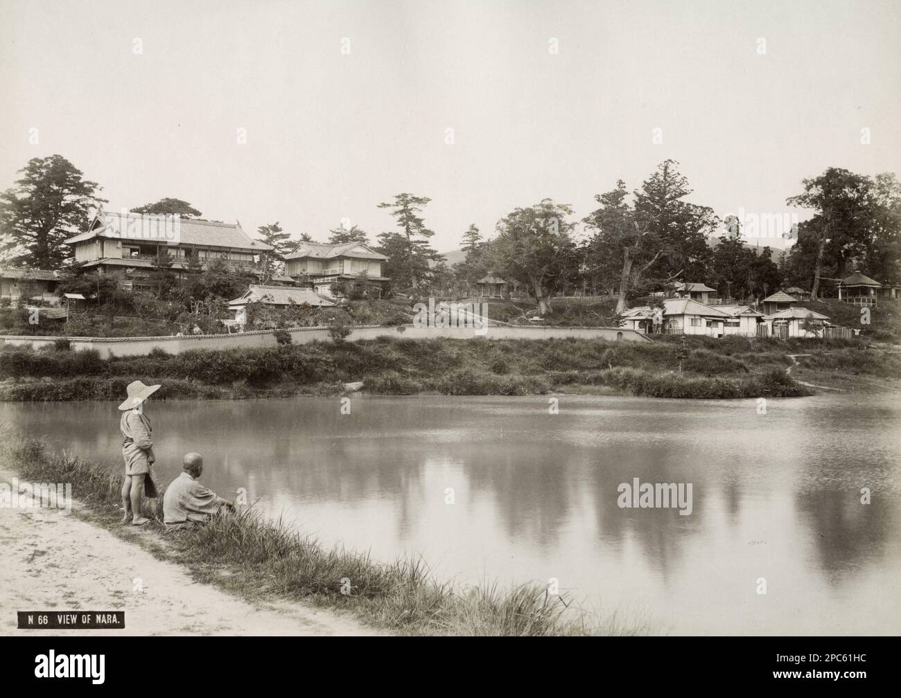 19. c. Oldtimer-Foto Japan: Pond at Nara Stockfoto