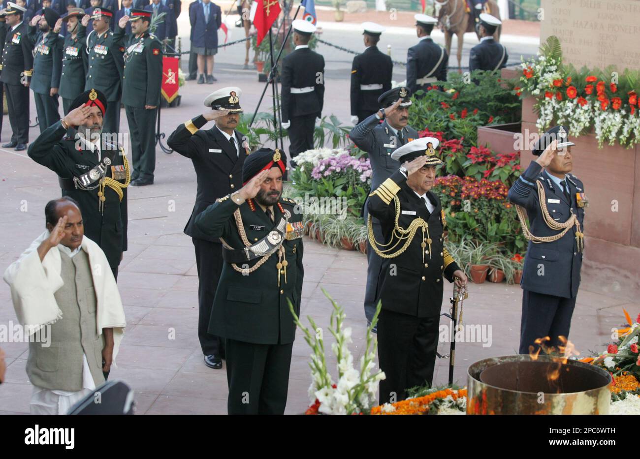 l-r-front-row-indian-defence-minister-a-k-antony-chief-of-indian