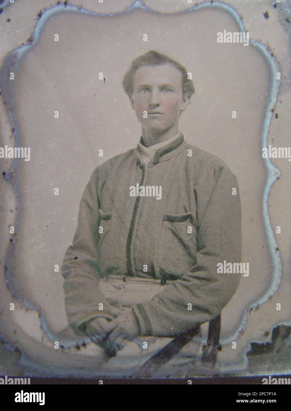 Leutnant Horatio J. David von Kompanie B, 16. Georgia Infanterie-Regiment. Liljenquist Family Sammlung von Bürgerkriegsfotos , veröffentlicht in: Serrano, Domenick A. noch mehr Gesichter der Konföderierten. Bayside, N. Y.: Metropolitan Co., 1994, S. 110, Veröffentlicht in: Bollinger, Matt. Ein geteiltes Land: Bilder von Amerikas kämpferischen Söhnen. American Historical Investments, 2004, S. 59, veröffentlicht in: McDonald, Joanna M. Faces of Gettysburg. Redondo Beach, Kalifornien: Rank and File Books, 1997, S. 24, ausgestellt in der Bibliothek: "The Last Full Measure : Civil war photophotos from the Liljenquist Family Collection" Stockfoto