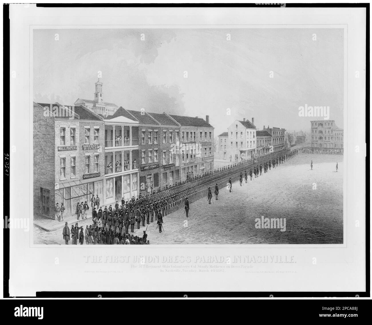 Die erste Union-Kleid-Parade in Nashville. Die Freiwilligen des 51. Regiments in Ohio, Colonel Stanly Mathews, auf der Dress Parade in Nashville, Dienstag, 4. 1862. März / skizziert von A.E. Mathews, 31. Regiment O.V.U.S.A.. Militärparaden und -Zeremonien, Tennessee, Nashville, 1860-1870, USA, Geschichte, Bürgerkrieg, 1861-1865, Militärpersonal, Union. Stockfoto