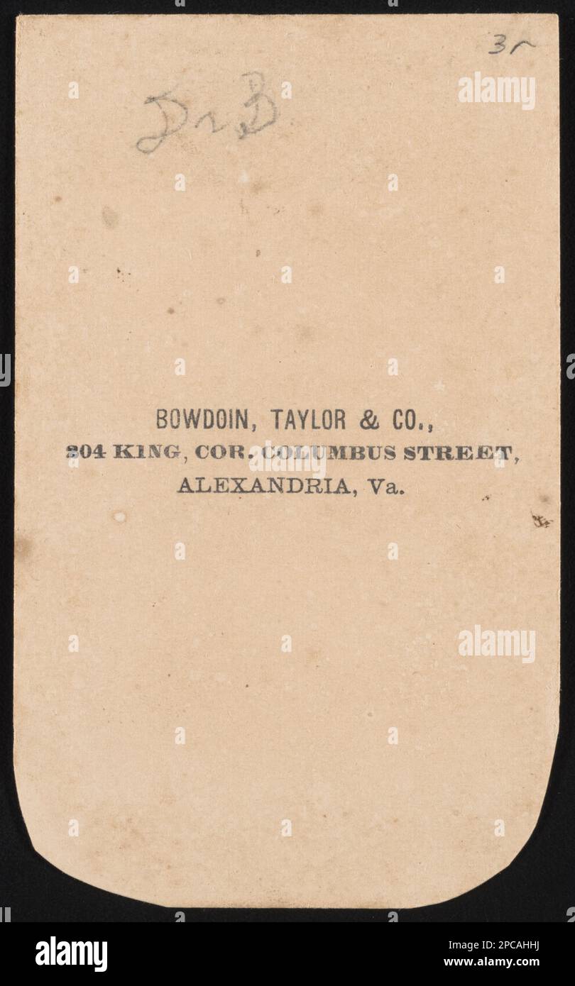 Chirurg James B. Bellangee, vom Mansion House Hospital, Alexandria, Virginia, in Uniform, vor einer bemalten Kulisse mit Bäumen / Bowdoin, Taylor & Co., 204 King, Cor. Columbus Street, Alexandria, Virginia. Liljenquist Family Sammlung von Bürgerkriegsfotos, pp/liljpaper. Bellangee, James B, 1828-1864, USA, Armee, Medizinische Abteilung, Menschen, Soldaten, Union, 1860-1870, Physicians, Union, 1860-1870, Backdrop, 1860-1870, Militäruniformen, Union, 1860-1870, USA, Geschichte, Bürgerkrieg, 1861-1865, Militärpersonal, Union, Vereinigte Staaten, Geschichte, Bürgerkrieg, 18 Stockfoto