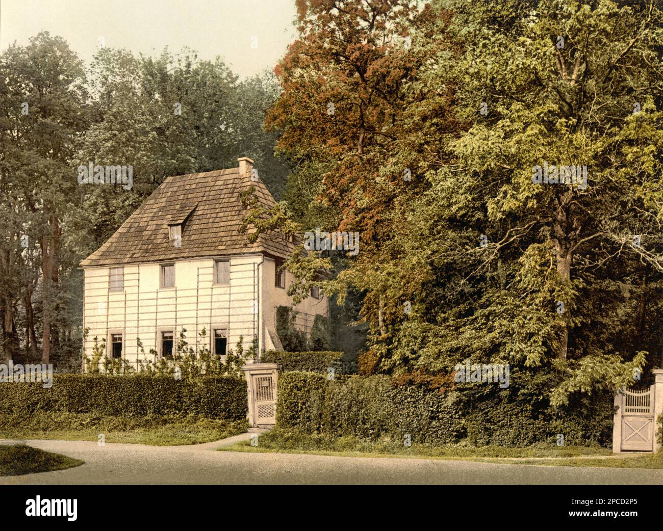 1895 Ca , WEIMAR , DEUTSCHLAND : Goethes Gartenhaus , in dem viele seiner besten Werke geschrieben wurden . Die Werke des deutschen Dichters Johann Wolfgang von GOETHE ( 1749 - 1832 ) erstrecken sich auf die Bereiche Poesie, Drama, Literatur, Theologie, Humanismus und Wissenschaft. Phocrom Druckfarben bearbeitet von Detroit Publishing Co - FRANCOFORTE - GERMANIEN - LETTERATO - SCRITTORE - LETTERATURA - Literatur - POETA - DICHTER - POESIE - SCRITTORE - SCHRIFTSTELLER - GEOGRAFIA - GEOGRAFIE - Architettura - Architektur - Giardino - Garten ---- Archivio GBB Stockfoto