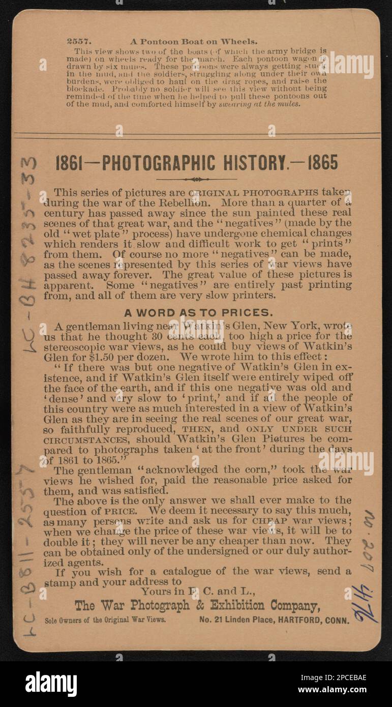Ein Pontonboot auf Rädern. Fotokollektion des Bürgerkriegs , Original Negativ ist: LC-B811-2557 oder LC-BH8235-33. Boote, 1860-1870, Wagen und Wagen, 1860-1870, Afroamerikaner, Kinder, 1860-1870, Usa, Geschichte, Bürgerkrieg, 1861-1865, Transport, Usa, Geschichte, Bürgerkrieg, 1861-1865, Afroamerikaner. Stockfoto