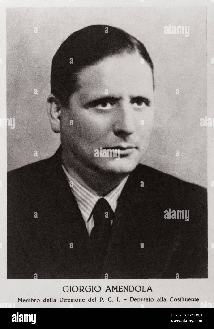 1949, Roma , Italien : der kommunistische italienische Schriftsteller und Politiker GIORGIO AMENDOLA ( 1907 - 1980 ) - PCI - P.C.I. - PARTITO COMUNISTA ITALIANO - COMUNISMO - LIBERAZIONE - RESISTENZA - PORTRAIT - RITRATTO - POLITICA - POLITICA - POLITICO - ITALIA - POLITIC - ITALIEN ----- Archivio GBB Stockfoto