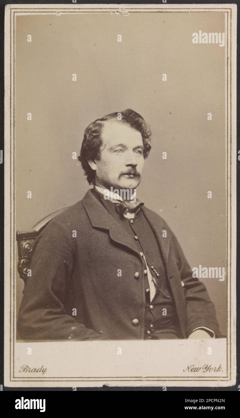 Nicht identifizierter Mann / Brady, New York... Von Bibliotheksmitarbeitern entworfener Titel auf Verso: Brady's National Photographic Galleries, Broadway & Tenth Street, New York & No. 352 Pennsylvania AV, Washington, D.C. Männer, 1860-1870. Stockfoto