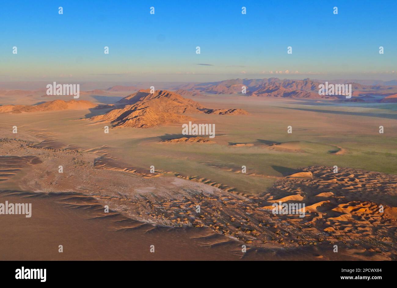 Südliche Namib-Wüste in der Nähe von Sesriem und Sossusvlei, Namibia, Afrika Stockfoto