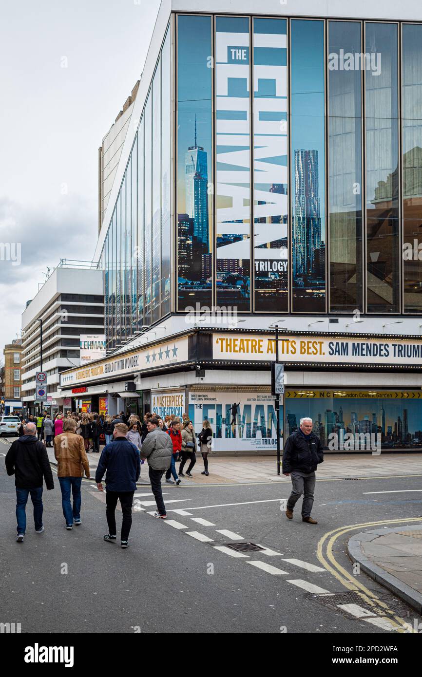 Das Gillian Lynne Theatre Drury Lane London. Das ehemalige New London Theatre wurde 2018 umbenannt. 1973 Gebaut. Stockfoto