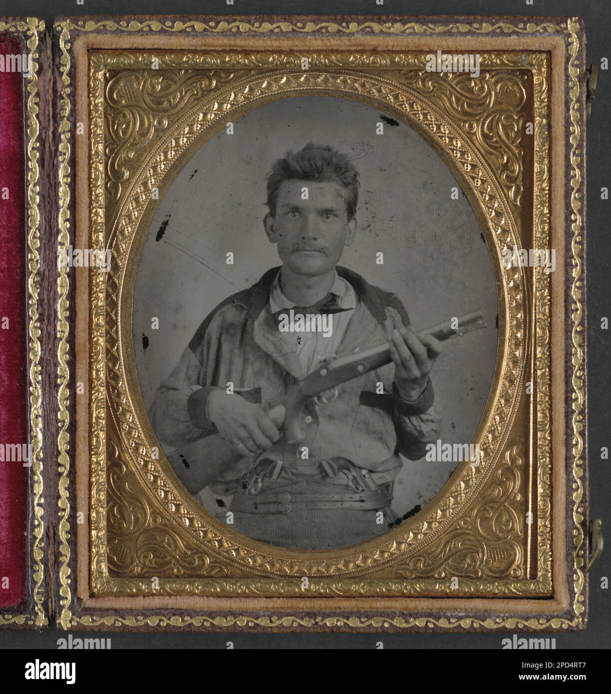 Gefreiter Stephen Pollard von Co B und Co L, 7. Kavallerie-Bataillon der Konföderierten Staaten, in Uniform mit 1855 Springfield-Pistolen-Karabiner und Pistolen. Liljenquist Family Sammlung von Bürgerkriegsfotografien , Veröffentlicht in: Remailing Georgia's Confederates / David N. Wiggins. Charleston, S.C. : Arcadia, C2005, S. 60, Veröffentlicht in: An introduction to Civil war Small Arms / Earl J Coates; Thomas S Dean. Gettysburg, Pa : Thomas Publications, 1990, S. 50, ausgestellt: "The Civil war in America" in der Library of Congress, Washington, D.C., 2013, NewsetLilj01, pp/liljconf. Pollard, Stephen, 1830-1899, Stockfoto